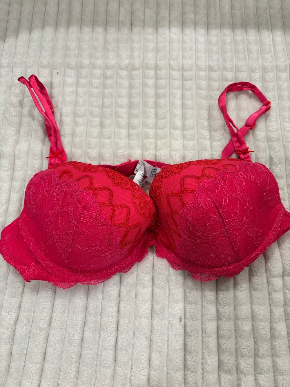 Lise Charmel Pink Lace Semi-Sheer Underwired Bra 36D Adjustable Straps